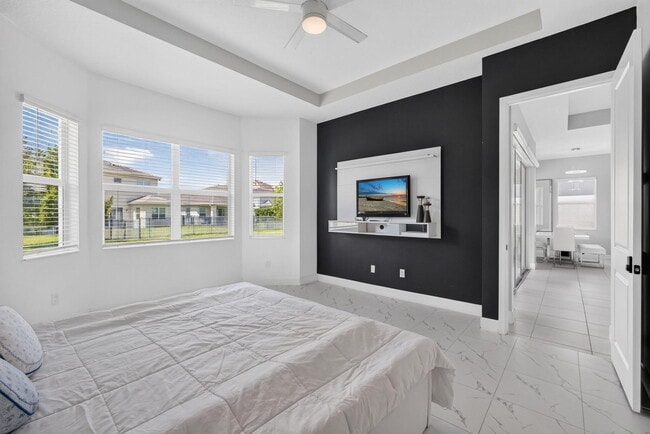 Building Photo - 16293 Melogold Dr