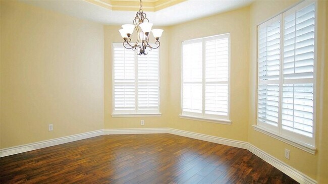 Building Photo - 4215 Sand Terrace Dr
