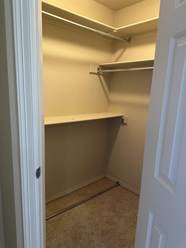 Building Photo - 4616 Alpine Pl