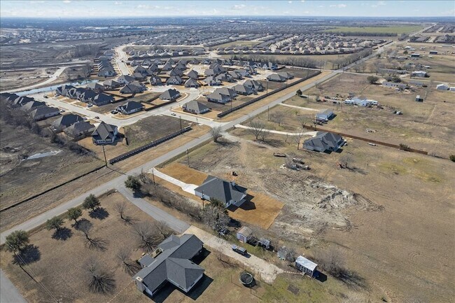 Building Photo - 2355 Co Rd 376