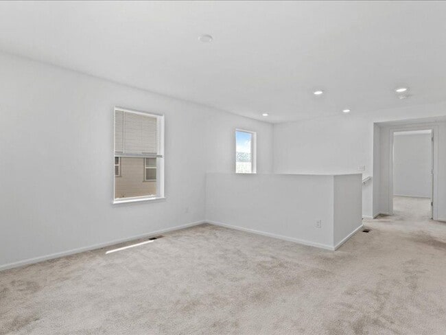 Building Photo - 6248 Dapplegray St