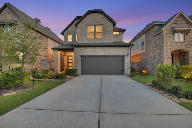 Building Photo - 360 Mallorn Ln