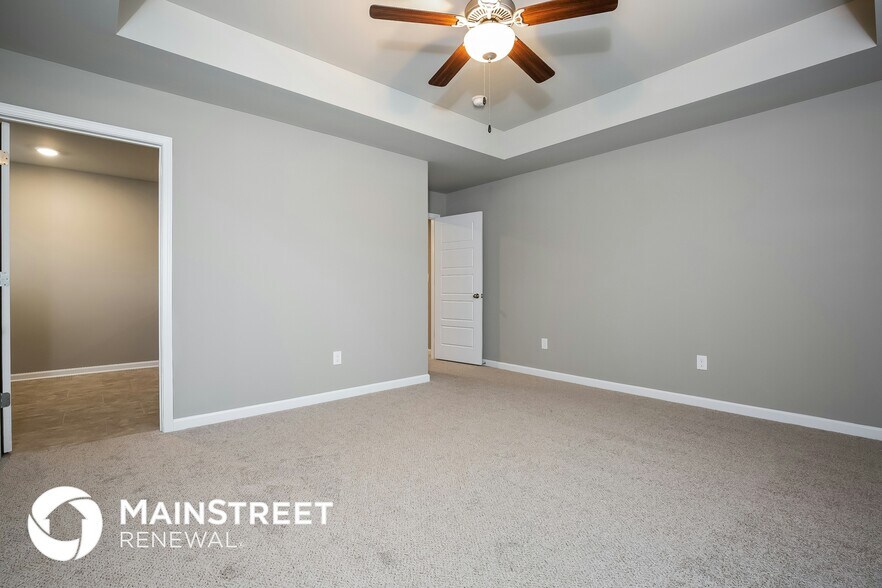 Building Photo - 111 Chyntara Dr