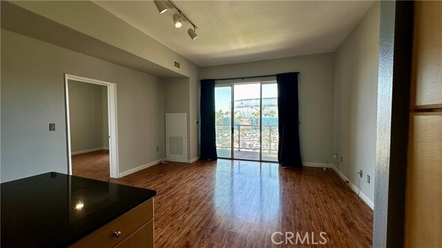 Building Photo - 388 E Ocean Blvd