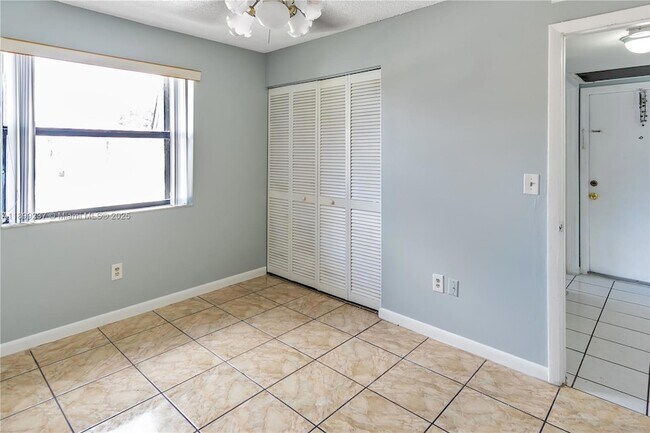Building Photo - 14913 SW 104th St