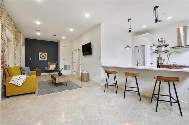 Building Photo - 1212 N Rampart St