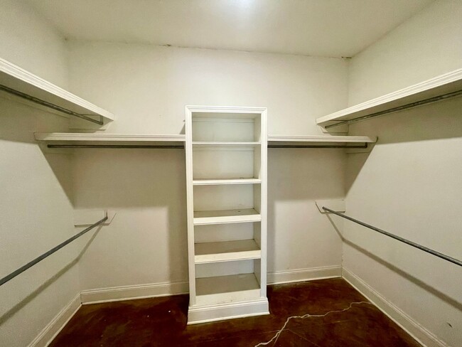 Building Photo - 3/2 For Rent in Germantown School District!