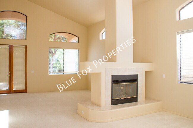 Building Photo - 4131 E Hawks Wing Dr