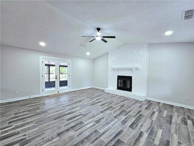 Building Photo - 5303 Kemper Pl