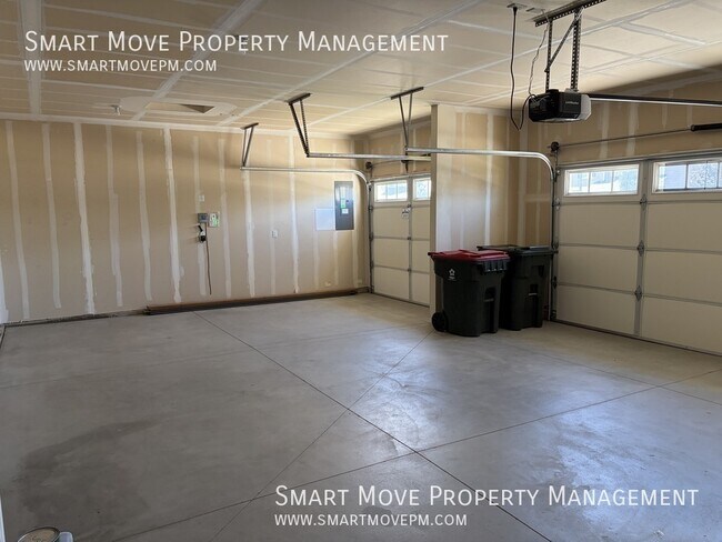 Building Photo - 6160 N Seawind Pl