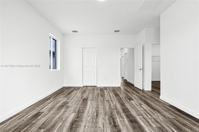 Building Photo - 22511 SW 125th Ave
