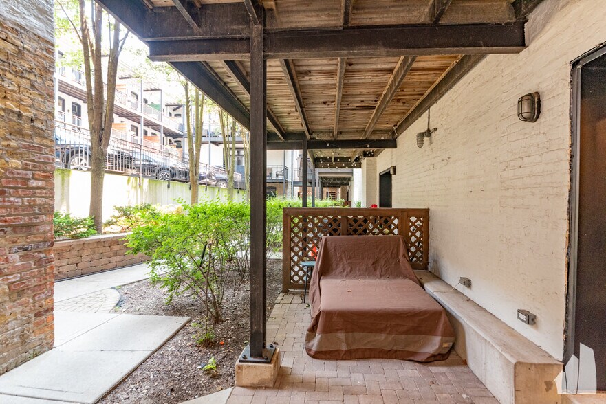 Building Photo - 1711 N Crilly Ct