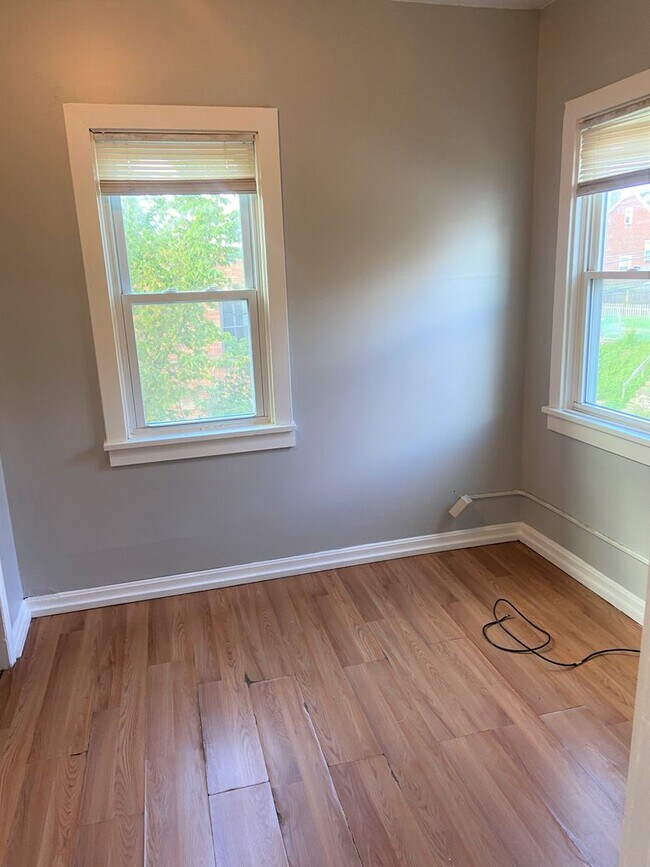 Building Photo - 2200 Milligan Ave