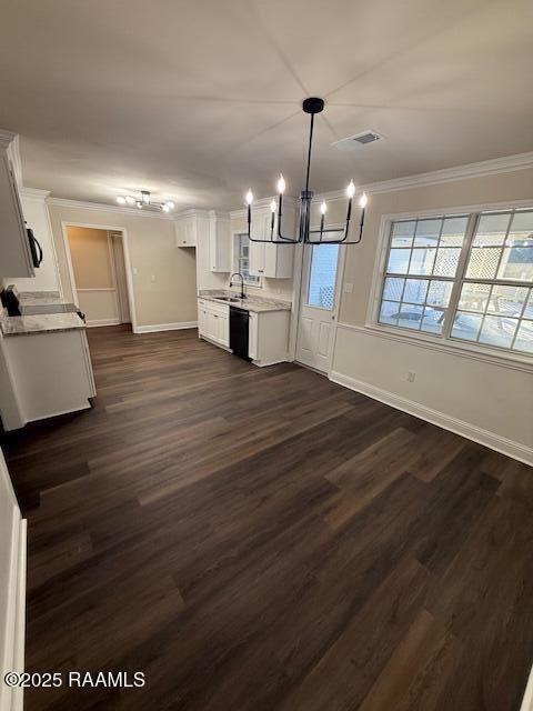 Building Photo - 112 Thorn Dr