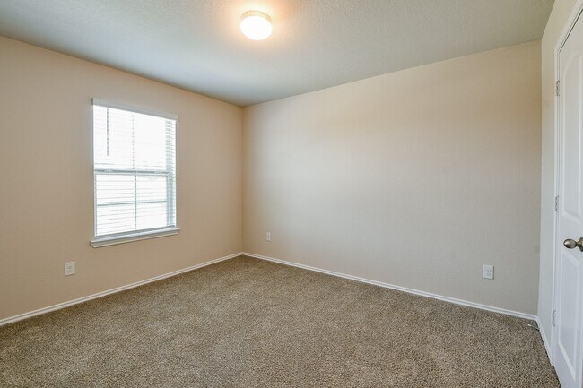 Building Photo - 16744 Lonely Pines Dr