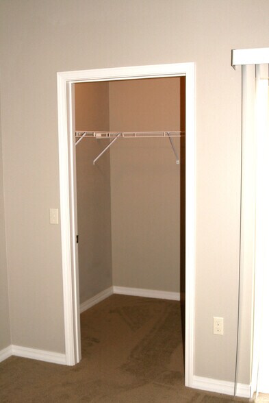 Building Photo - 101 Prairie Dunes Dr