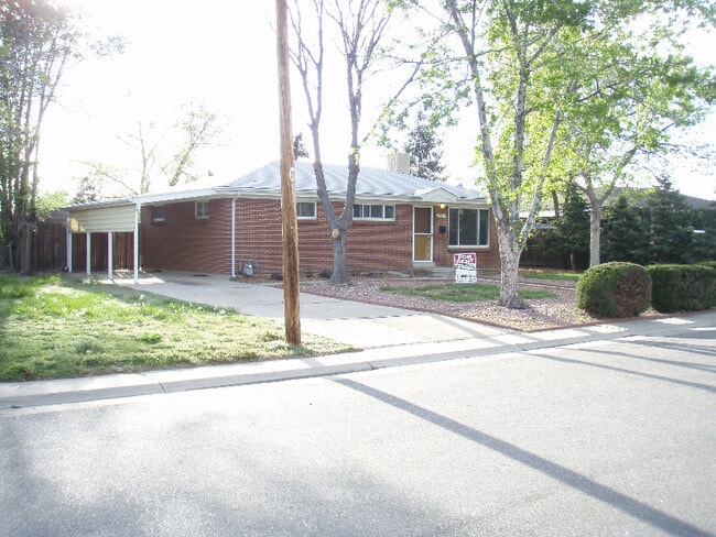 Building Photo - 2507 Zion St