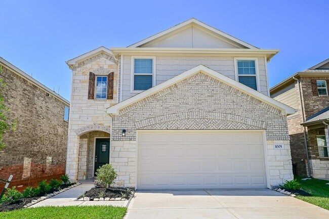 Building Photo - 1005 Greenshank Dr