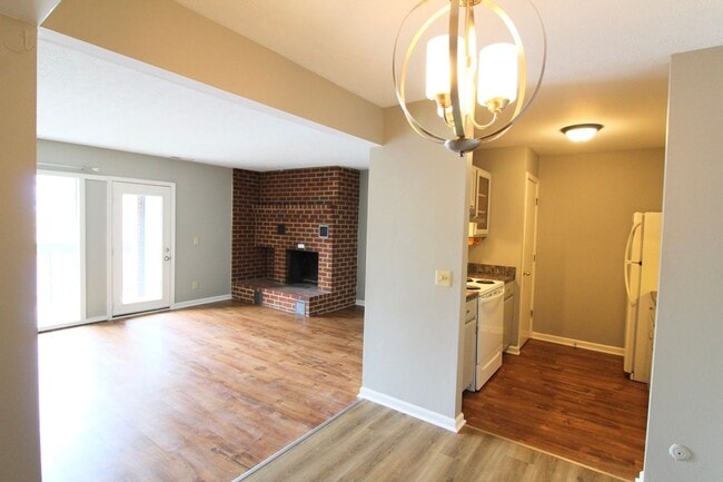 Building Photo - 1030 Blue Ridge Dr
