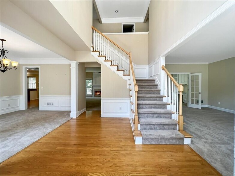 Building Photo - 1670 Laleiah Dr