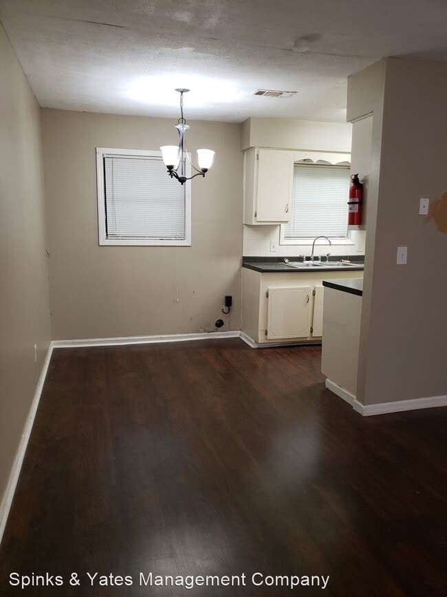 Building Photo - 600 Frank Hall Jr St