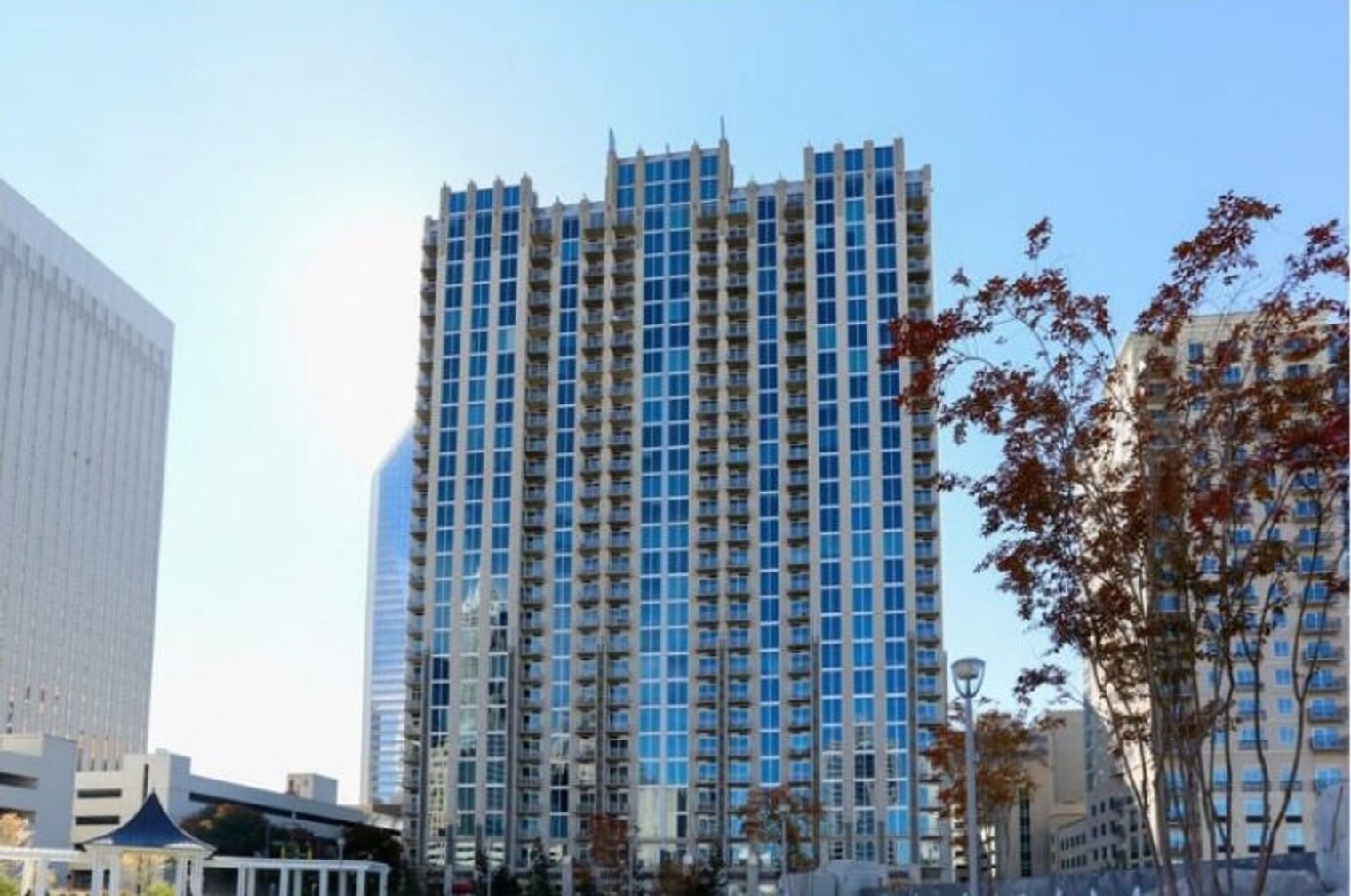 Building Photo - 320 S Church St