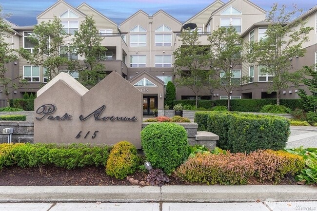 Primary Photo - 2bd/2ba Kirkland Condo