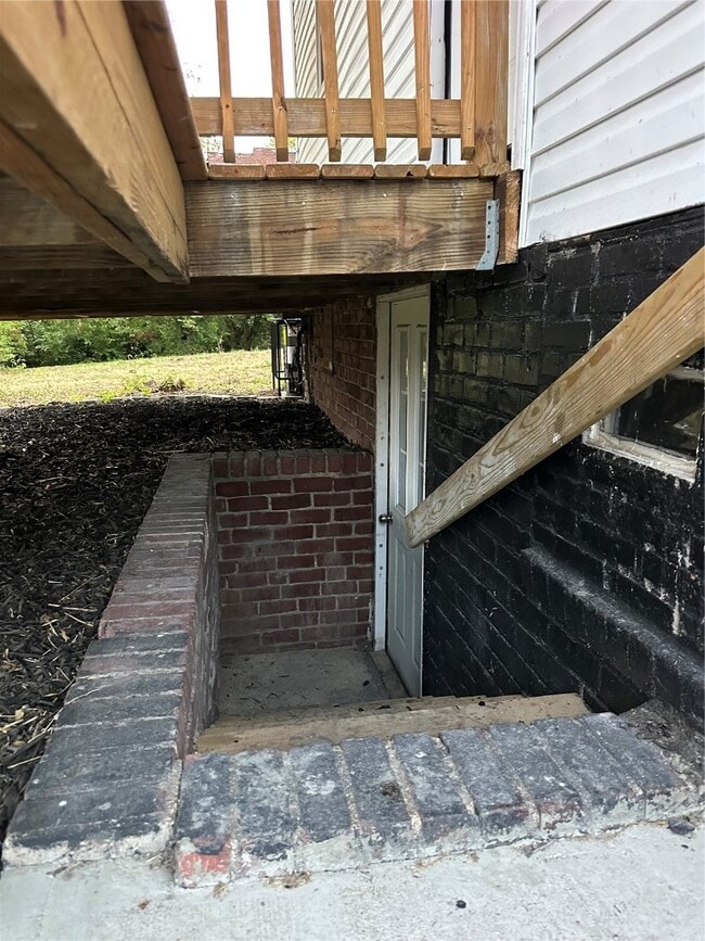 Building Photo - 8201 Church Dr