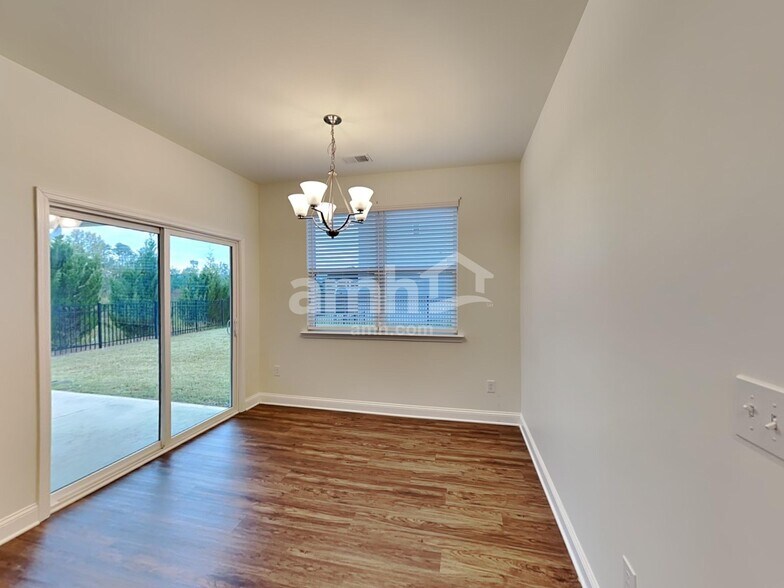Building Photo - 5085 Franks Creek Way