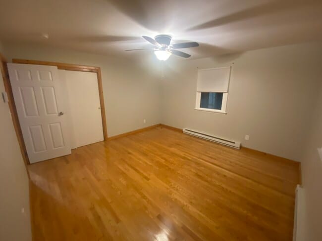 Building Photo - 434 Oldt Rd