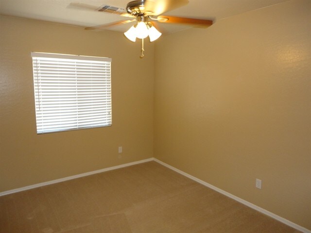 Building Photo - 12734 W Sweetwater Ave