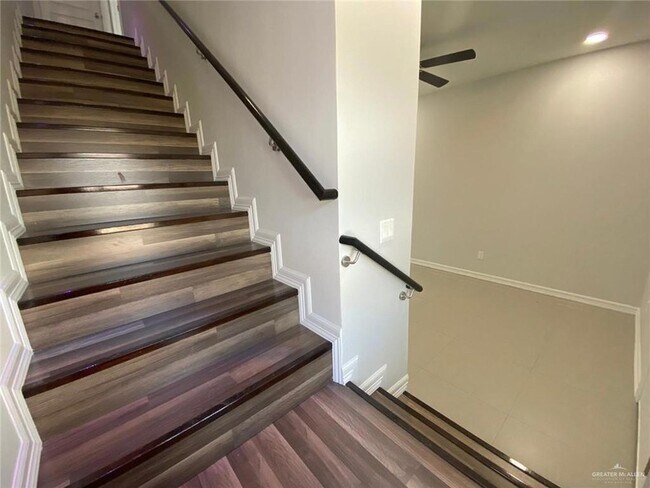 Building Photo - 2101 Taxco Ct