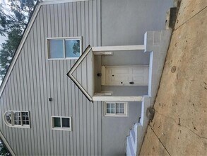 Building Photo - 260 Patterson Ave SE