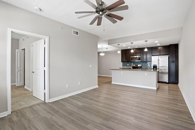 Building Photo - 3605 High Ridge Rd