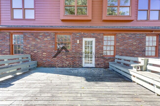 Building Photo - 502 32nd Ave S