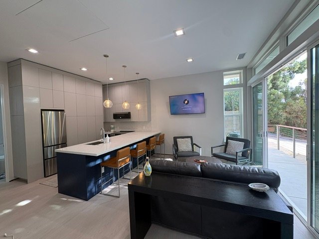 Building Photo - 14073 Mira Montana Dr
