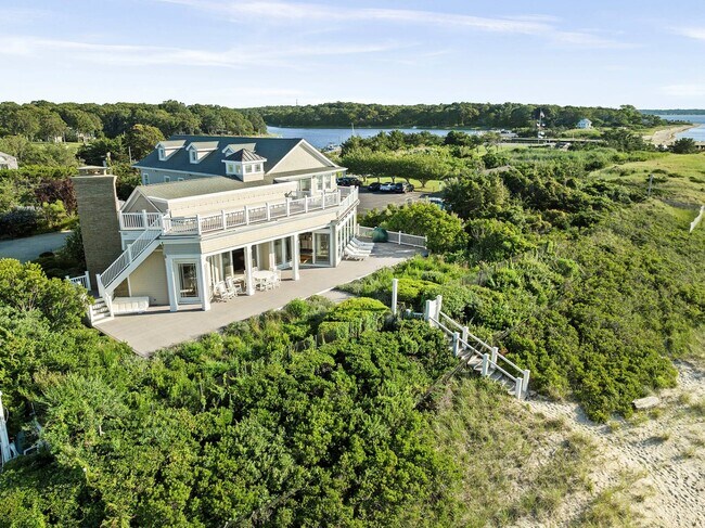 Building Photo - 351 Kings Point Rd