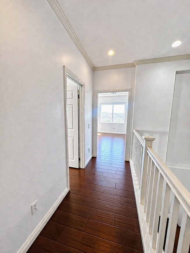 Building Photo - Executive-Level 6 Bedroom Residence | Designed for Work & Life Now Comes With $500 Move-in Specia...