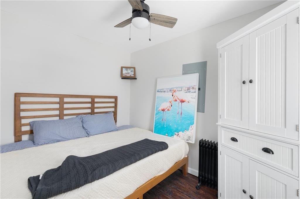 Building Photo - 66 Knowlesway, Upper unit