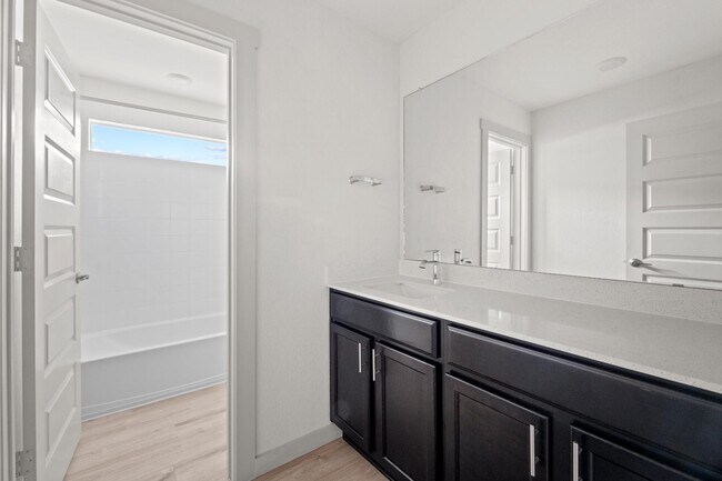 Building Photo - 7404 Sagira Path