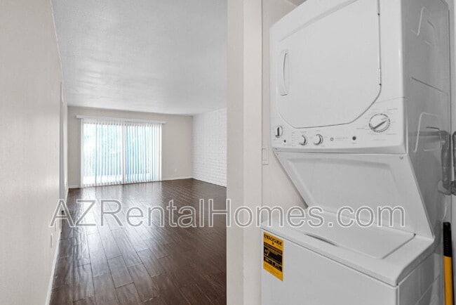 Building Photo - 4354 N 82nd St