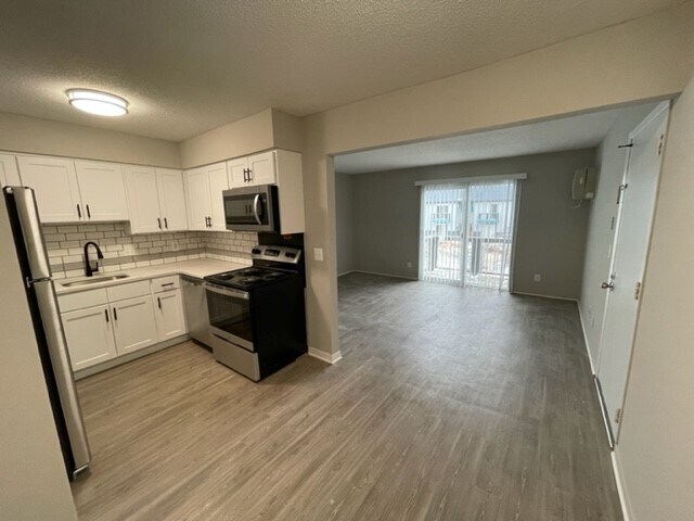 Building Photo - The Winston Apartments