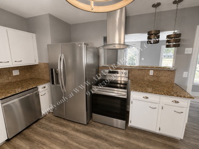 Building Photo - Updated Ranch Home on a Large Lot in Overland Park-Coming SOON!!