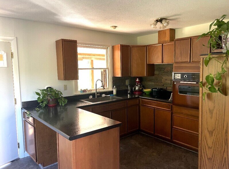 Building Photo - 146 Cathance Rd