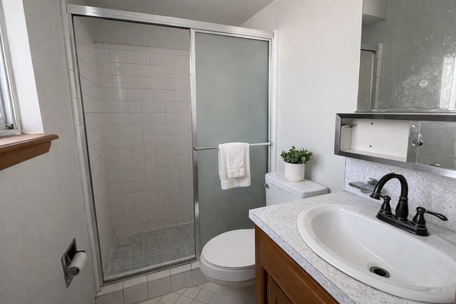 Building Photo - 6805 S Shartel Ave