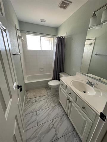 Building Photo - 3435 Misty Meadow Dr