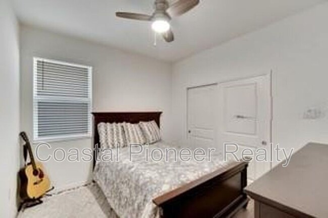 Building Photo - 404 Darcy Bluff Pl