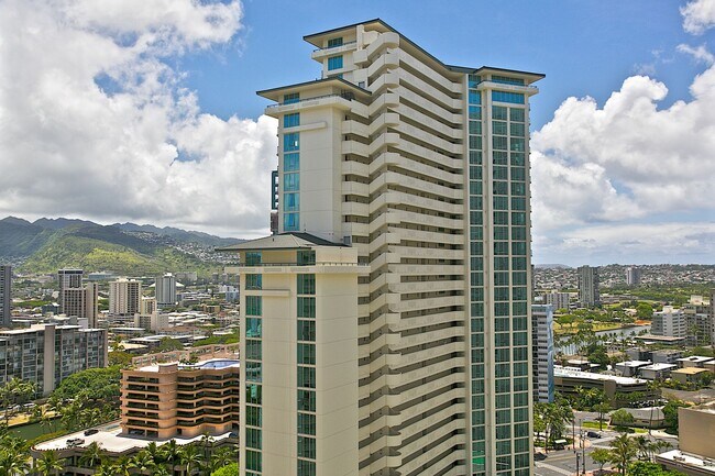 Building Photo - Allure Waikiki - 2 bedroom, 2 bath with 1 ...