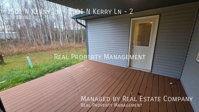 Building Photo - 1501 N Kerry Ln