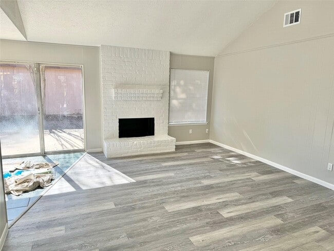 Building Photo - 9911 Landry Blvd